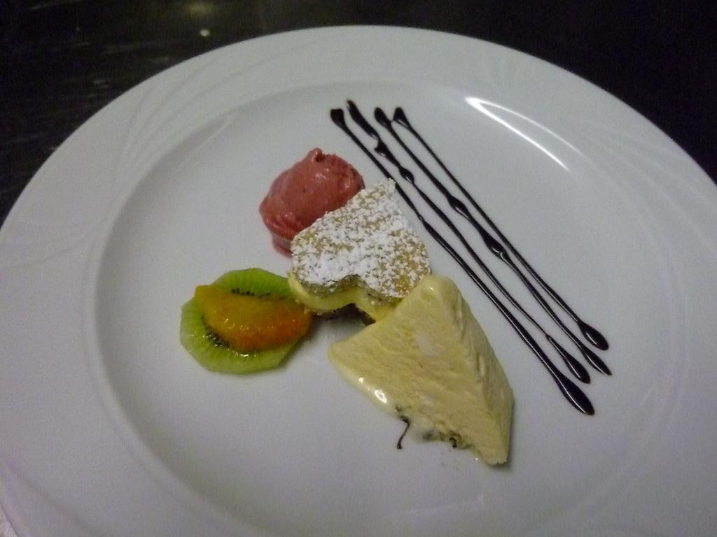 Gasthaus St. Valentin Chiusa Ngoại thất bức ảnh